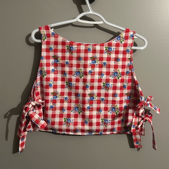 Handmade Side Tie Top - Picture 2 of 3